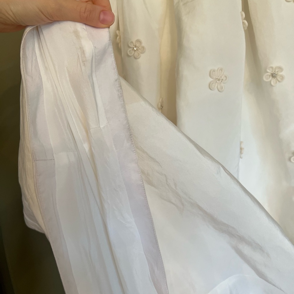 RAINEY DRESS IN IVORY SILK FAILLE WITH FLORAL APPLIQUÉ - Picture 11 of 11
